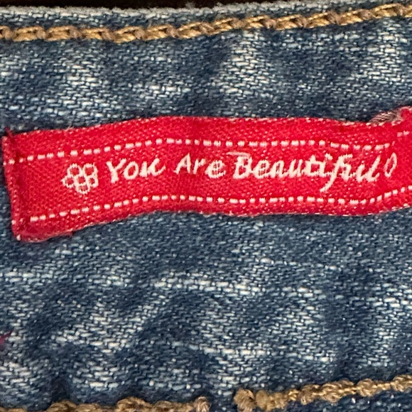 Mudd You Are Beautiful Capri Blue Jean Shorts Sz 11 Folded Short Button … - Picture 9 of 14